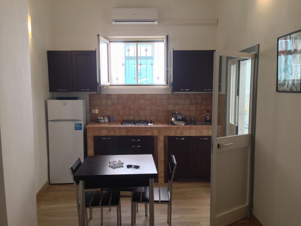 Casa Petra - Mini Open Space Lägenhet Brindisi Rum bild
